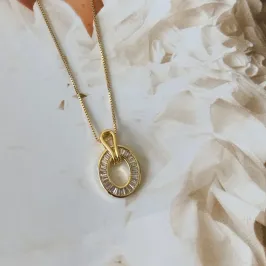 Colar Oval Cravejado