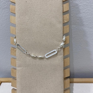 Pulseira Pérola e Chapa Vazada Lisa