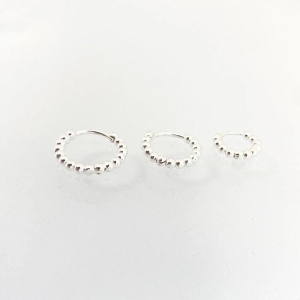 Argola Bolinhas M