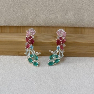 * Brinco  Ear Cuff Colorido