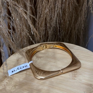 Bracelete  Quadrado Fine