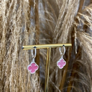 Brinco Trevo Rosa