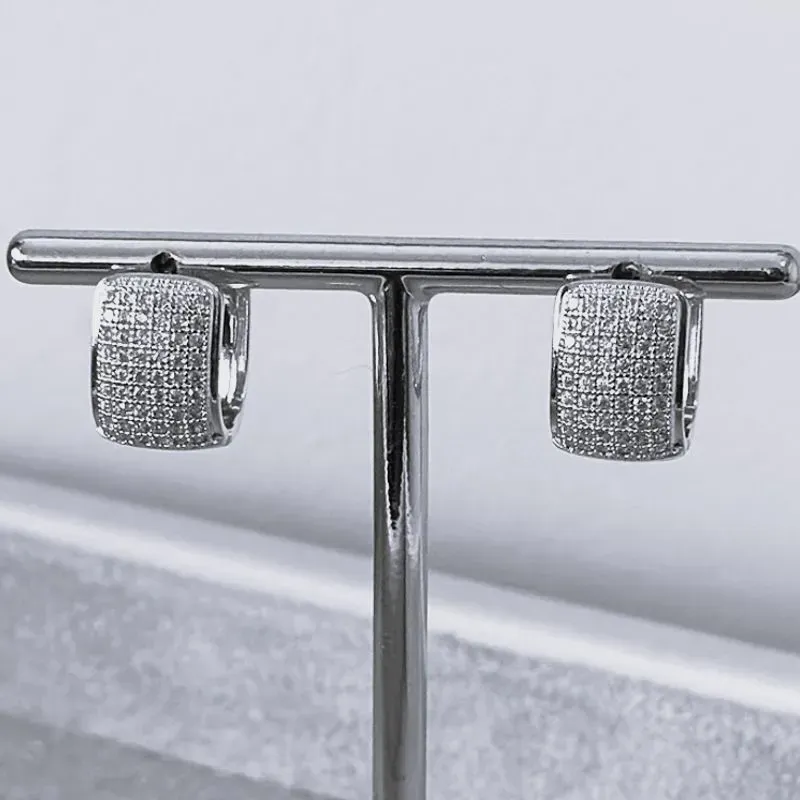 Argola Quadrada Cravejada 6F