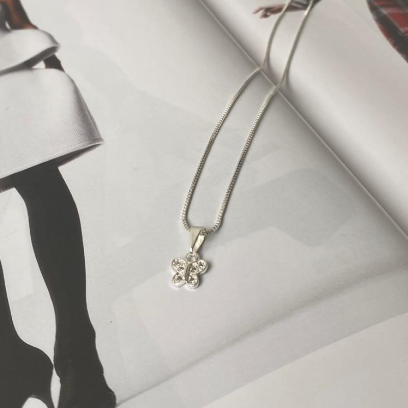 Colar Borboleta Cristal