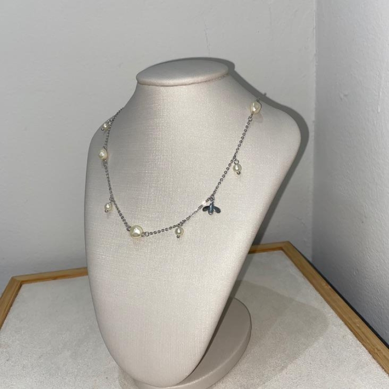 Choker com Pérolas e Coração Vazado