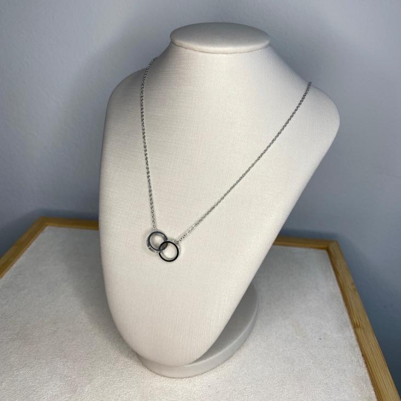 Colar Cartier Entrelaçado