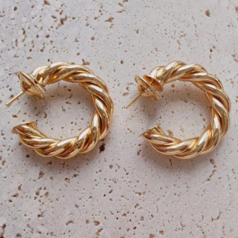 Argola Ayla Maior Ouro