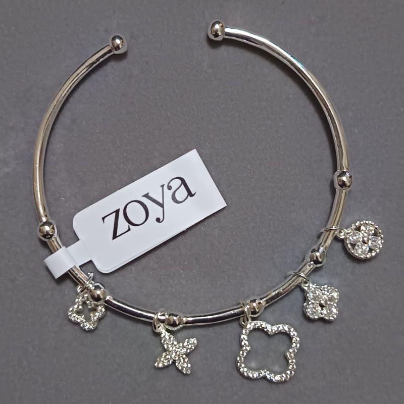 Bracelete Cravejado Inspiração Trevo Ajustável
