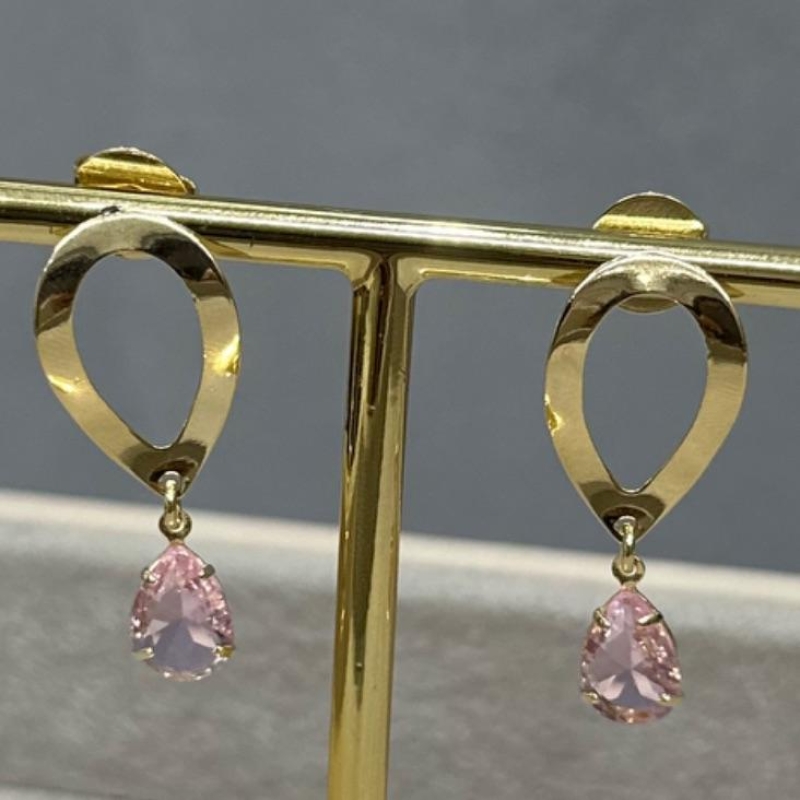 Brinco Ágape com Zircônia Rosa