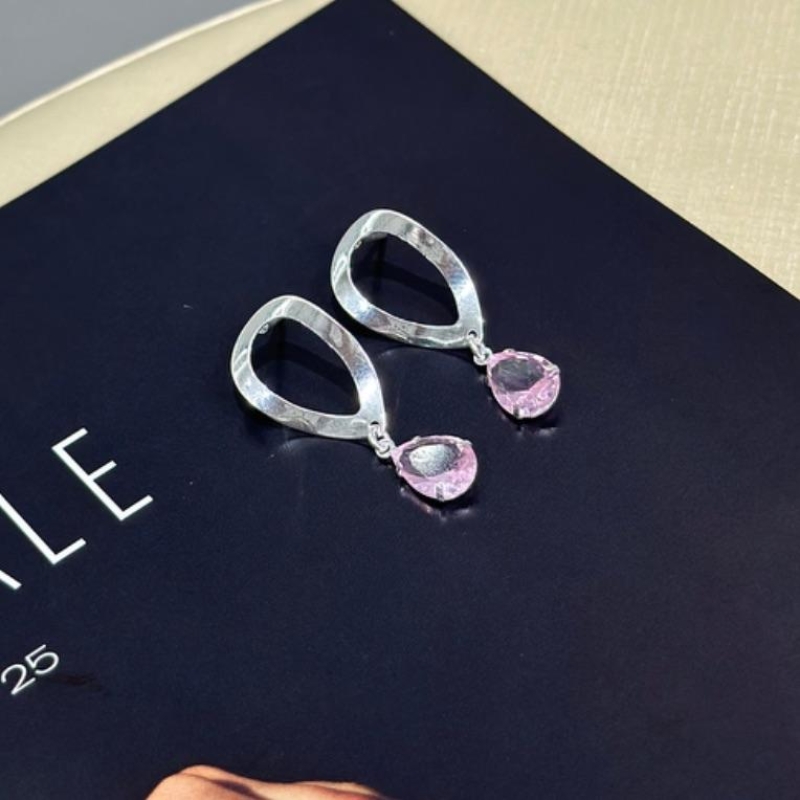 Brinco Ágape com Zircônia Rosa