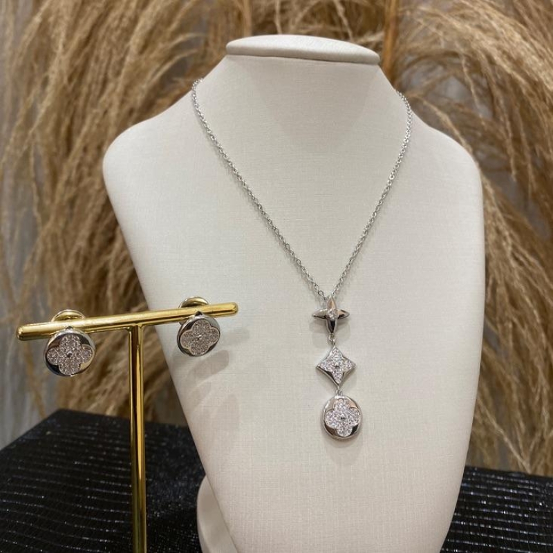 *Conjunto Redondo Trevo Crav.