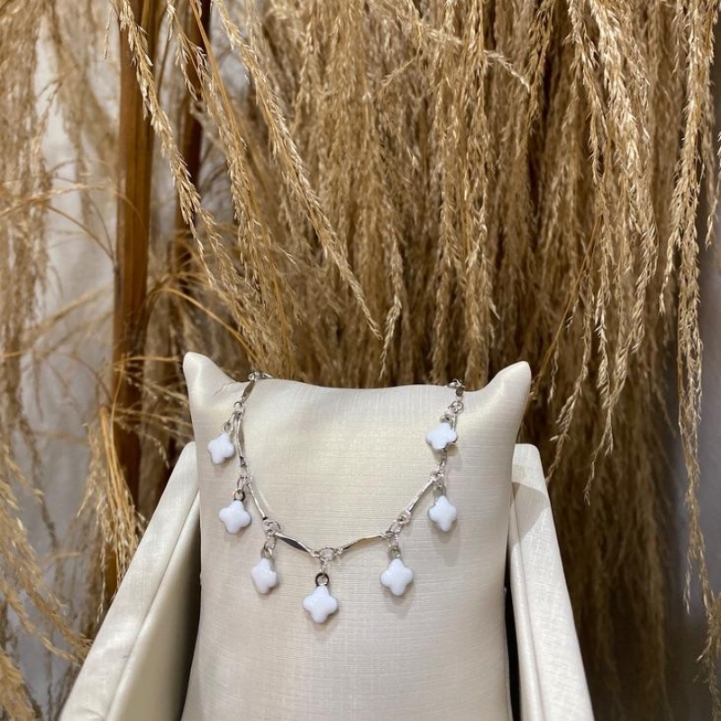 Pulseira Trevo Branco