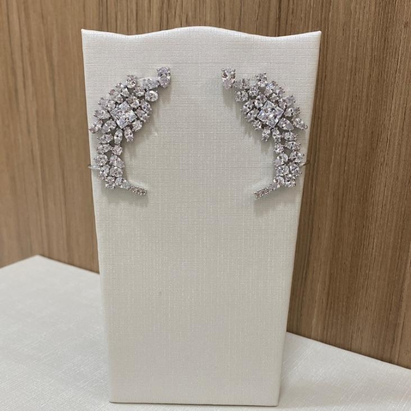 *Earcuff Pedraria Cristal Singular