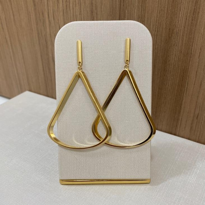 Brinco Liso Vazado Ouro