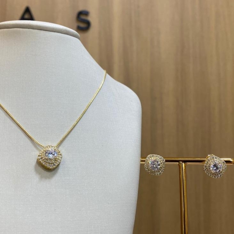 Conjunto Cravejado Quadrado