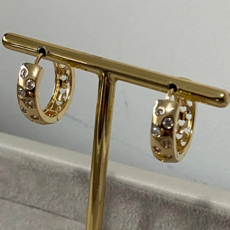 Argola Bolinhas Cristais M