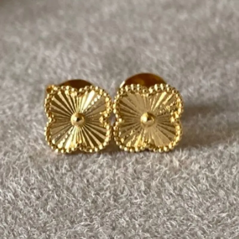 Brinco Van Cleef  Liso P