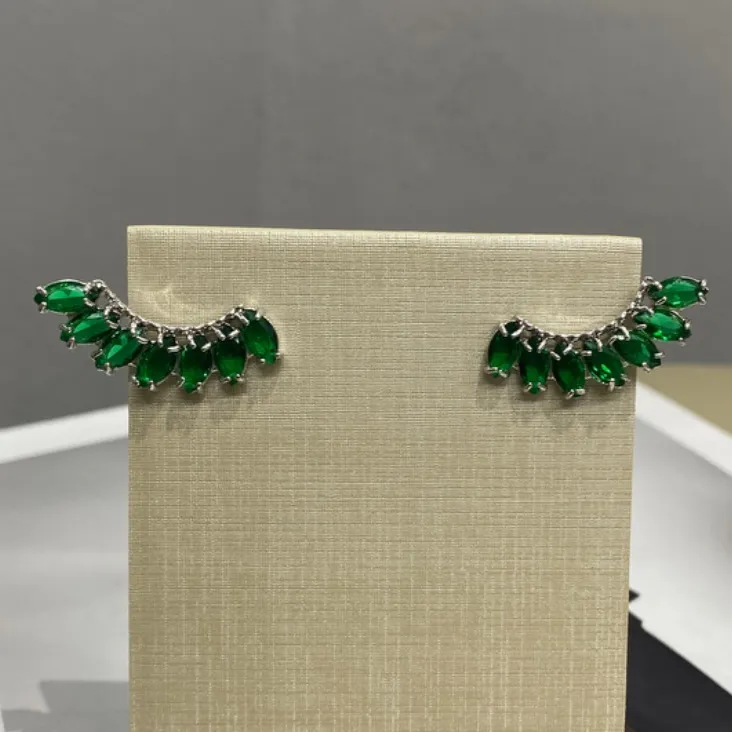 Earcuff Luccy Prateado Esmeralda
