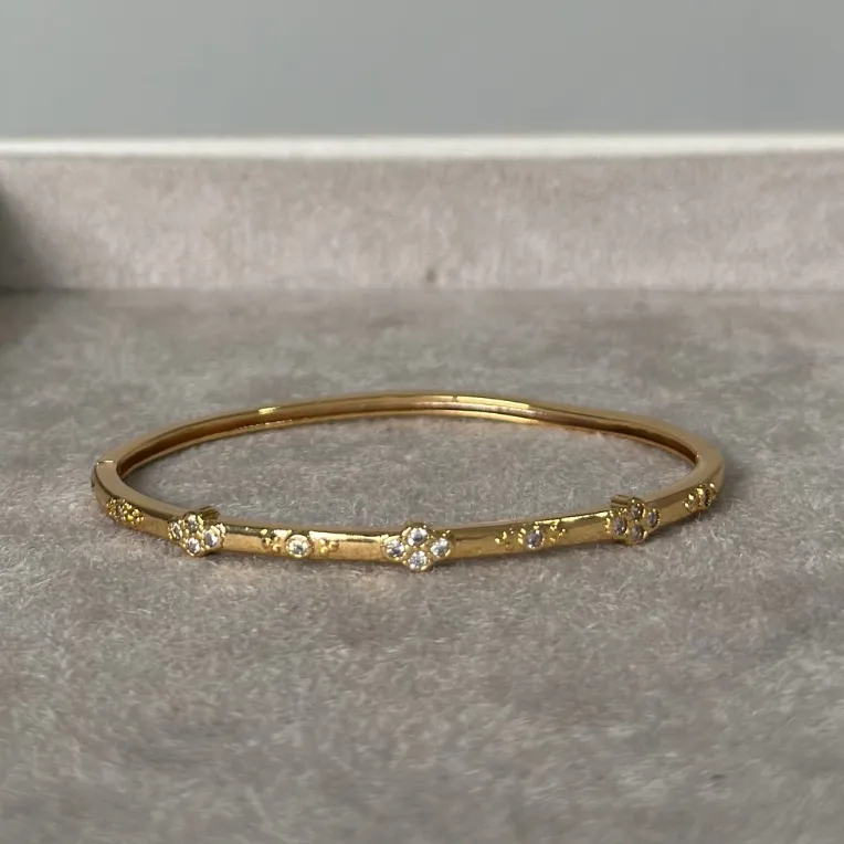 Bracelete Cravejado Trevo Fine