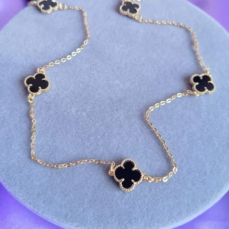 Colar 5 Trevos Preto Ouro
