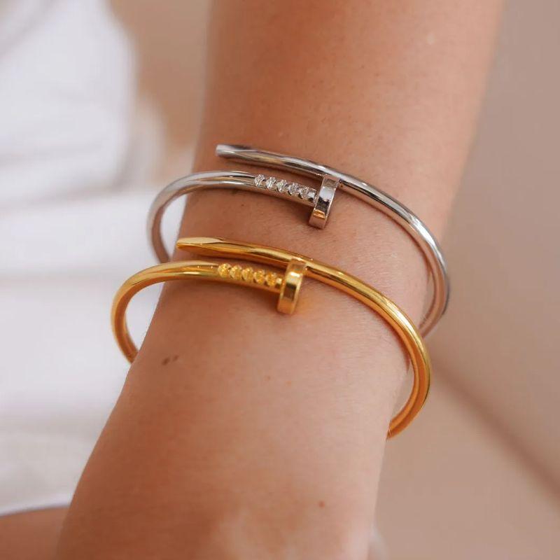 Bracelete Prego G Dourado