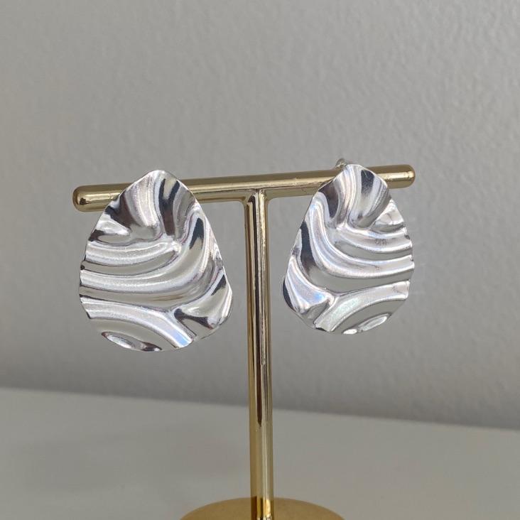 Brinco Marie Triangular Ouro