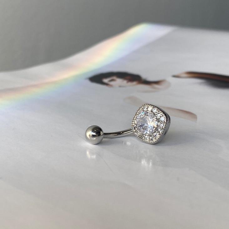 Piercing Umbigo Steel Cravejado
