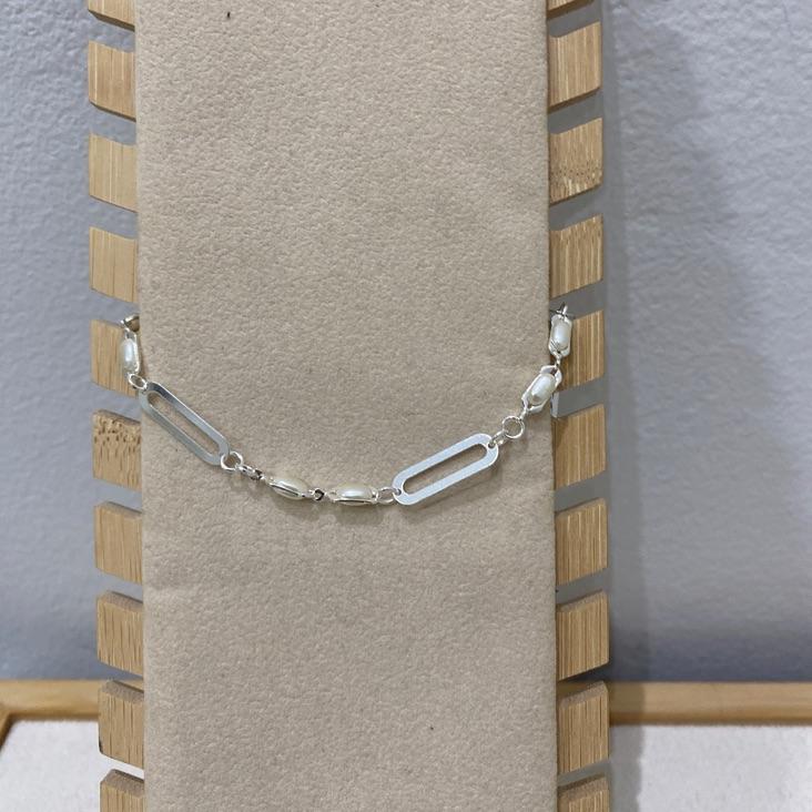 Pulseira Pérola e Chapa Vazada Lisa