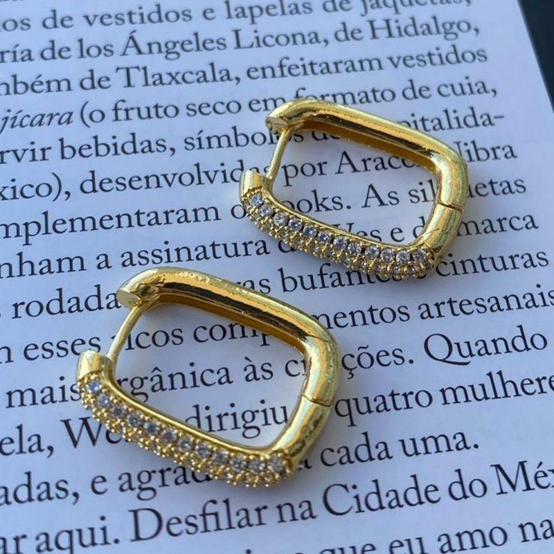 Arg G Ouro Retangular Cravejada