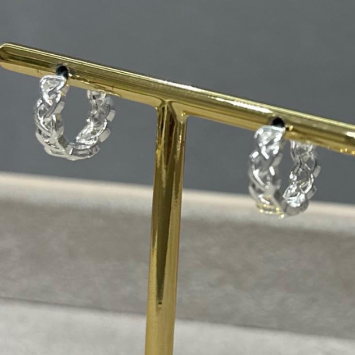 Argola Trançada Vazada