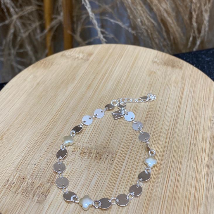 Pulseira Trevo Pérola e Circulos