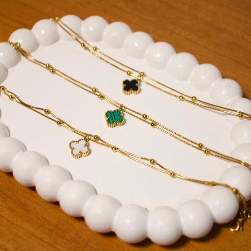 Pulseira Dupla Trevo Branco e Cindy