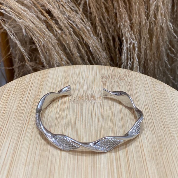 *Bracelete Torcido Lux
