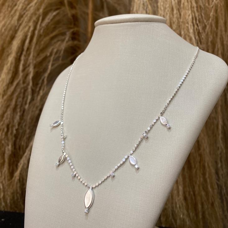 Choker Milla P. de Luz e Plaquinhas