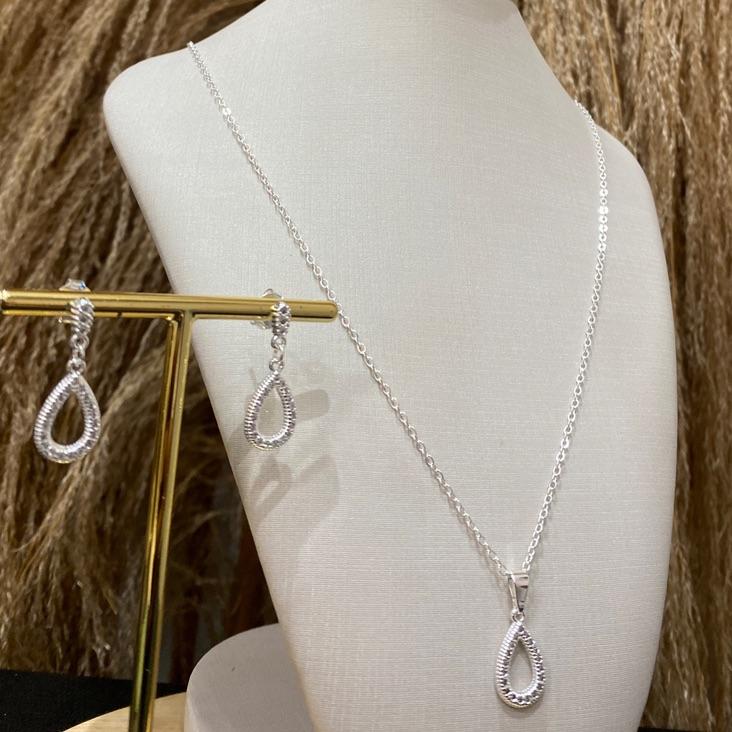 Conjunto Gota Crav
