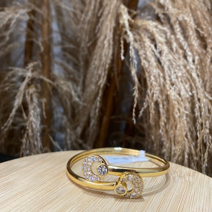 Bracelete  Circulo e Ponto de Luz